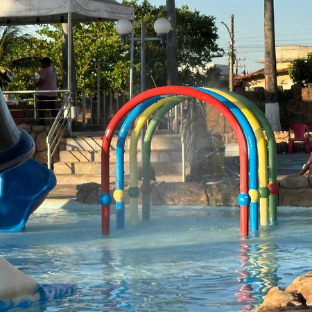 Acquaville Flat E Parque Aquatico Caldas Novas Exterior photo